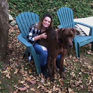 Meet your Posher, Kayla